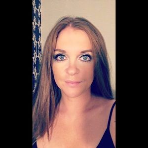 Meet your Posher, Corissa